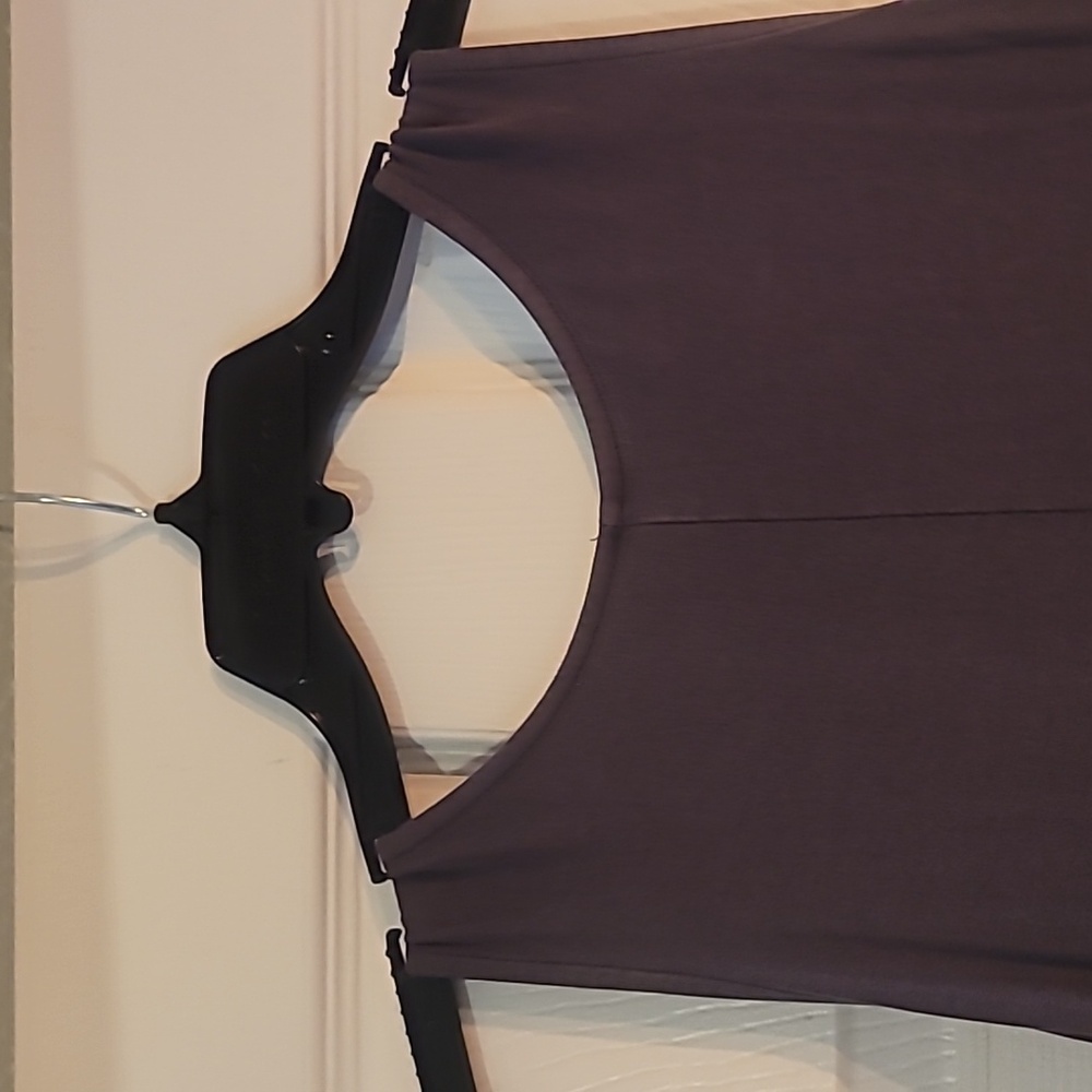Drape Back Tunic - Picture 3 of 4